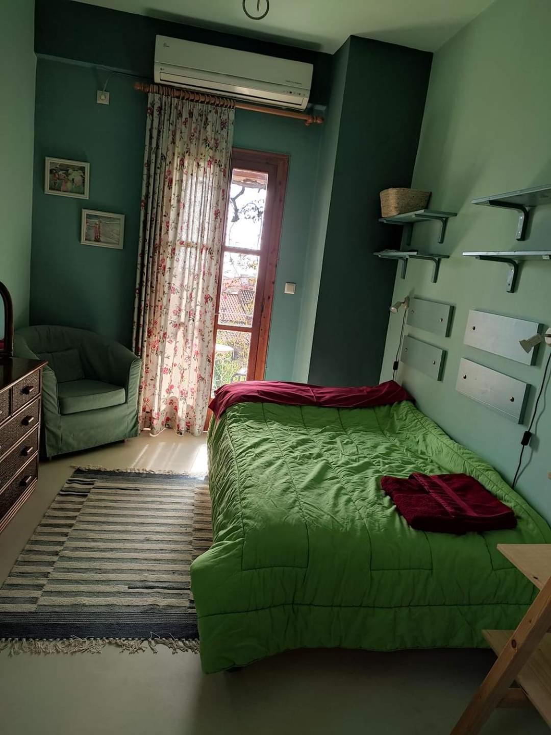 Iliolithos Rooms Kardhamili Exterior foto